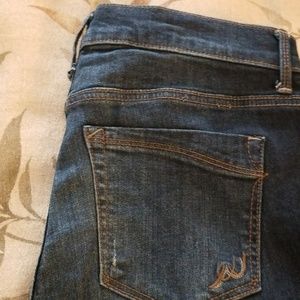 Express Barely Boots Jeans size 8